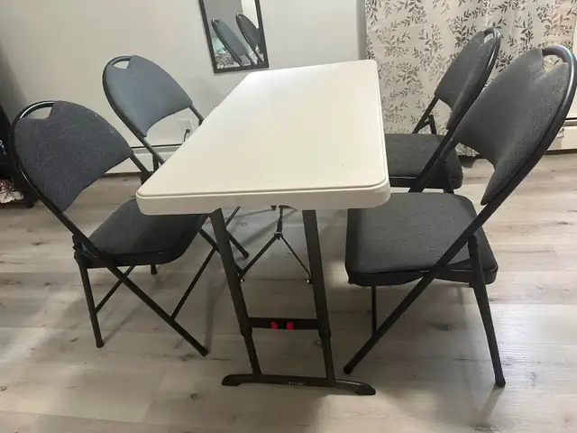 Moving Sale (Table & Chairs) (Bed & Mattress) at Lac La Biche AB