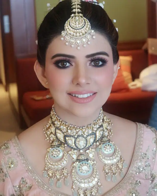 LAST MINUTE MAKEUP AND HAIR HENNA