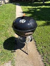 webber BBQ with cover /Moose Jaw