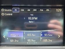 2017 Infiniti QX30 AWD Nav / PanoRoof / Leather / Rear Camera - Photo 30