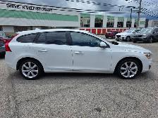 2018 Volvo V60 T5 AWD Sunroof / Leather / Rear CAM - Photo 8
