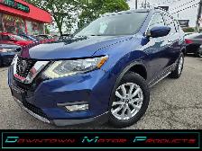 2019 Nissan Rogue AWD SV PanoRoof / Rear Camera