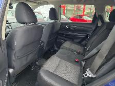 2019 Nissan Rogue AWD SV PanoRoof / Rear Camera - Photo 26