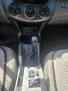 Toyota RAV4 - Photo 8