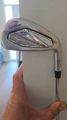 Set of 7 brand new Mizuno JPX 925 Hot Metal iron,
