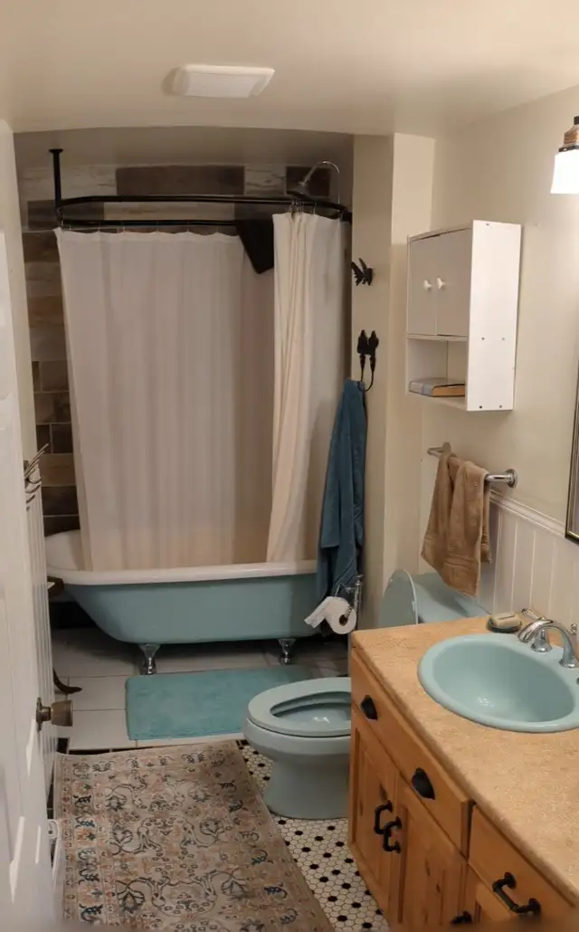 Private room for rent near hospital