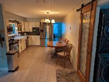 Private room for rent near hospital - Photo 3