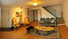 Private room for rent near hospital - Photo 4