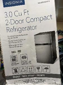 SMALL REFRIGERATOR ALMOST NEW (3.0 Cu Ft) INSIGNIA
