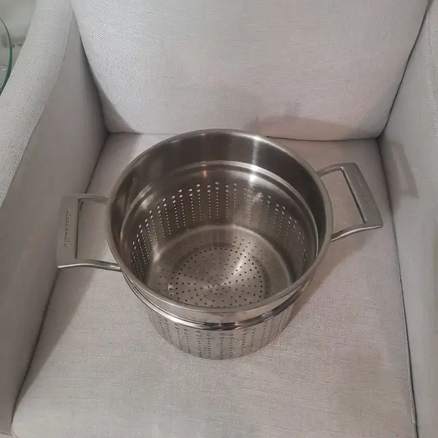 KitchenAid Professional 18/10 SS Tri-Ply Pasta Strainer Insert 9