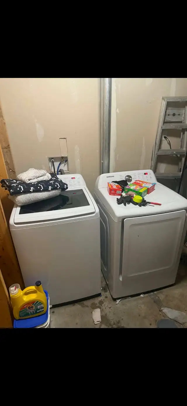 Washer and Dryer. SOLD TOGETHER.