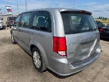 2017 Dodge Grand Caravan CANADA VALUE PACKAGE, NEEDS ALTERNATOR, - Photo 3