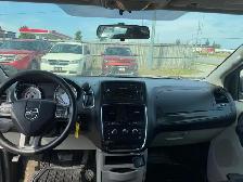 2017 Dodge Grand Caravan CANADA VALUE PACKAGE, NEEDS ALTERNATOR, - Photo 10