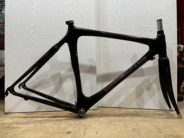 53 cm motobecane carbon frame & forks