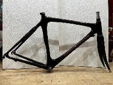 53 cm motobecane carbon frame & forks