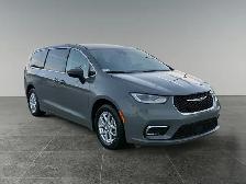 2023 Chrysler Pacifica Touring L - Photo 9