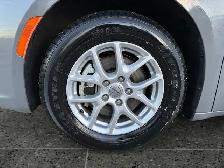 2023 Chrysler Pacifica Touring L - Photo 11
