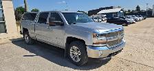 2018 Chevrolet Silverado LT - Photo 3