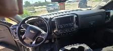 2018 Chevrolet Silverado LT - Photo 12