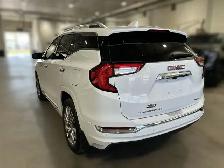 2024 GMC Terrain Denali - Photo 7