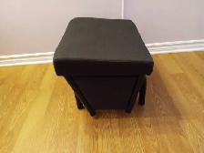 pouf berçant neuf en tissu 150$