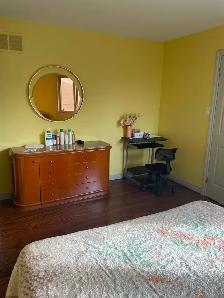 Room for rent in large home at Yonge & Finch. Near Subway