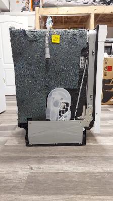 Dishwasher - 24' Insignia NS-DWRF2WH3 Built-In Top Control - Photo 6