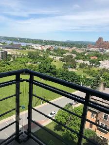 Downtown - Huge 1 Bed with Stunning View