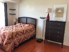 Downtown - Huge 1 Bed with Stunning View - Photo 4