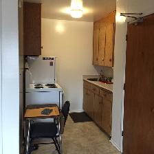 Furnished One BedRm. Suite, Non-Smoking, Eastside Apt. - Photo 4