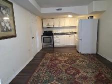 Westway Village Living(Basement)