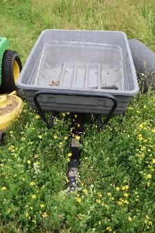 John Deere Lawn Tractor - Photo 4