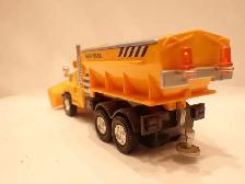 Siku Die Cast Toy Utility & Snow Trucks - Photo 10