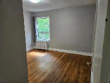 GREAT LOCATION! LARGE BRIGHT 2BDR! - Photo 7
