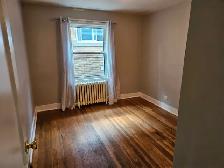 GREAT LOCATION! LARGE BRIGHT 2BDR! - Photo 8
