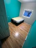 650$  main floor room - Lakeview area - Center mall - Photo 4