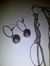 SET NEUF ARGENT: COLLIER 20'HAU BOUCLES D'OREILLES $10.00 LE SET - Photo 4