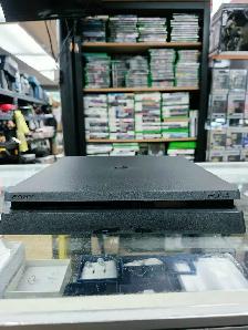 PS4 slim