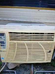 AIR CONDITIONERS SERVICED AND BLOWING COLD.. 365-833-7870 - Photo 2