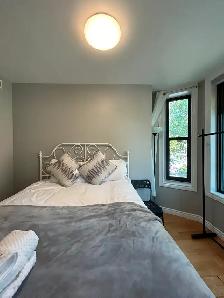 Best Deal! Really Bright! Three-Bedroom Main Floor! Rent - Photo 4