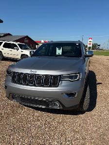 2017 Jeep Grande Cherokee Limited 4WD - Photo 2
