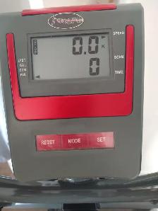 Machine elliptique (équipement d'entrainement) - Photo 2