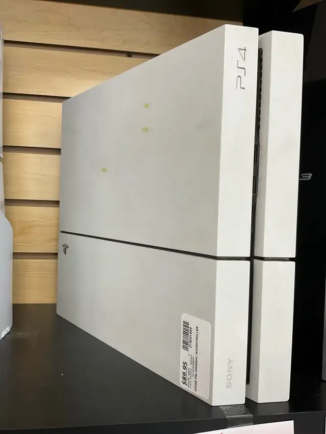ps4 original with controller and cords 500gb