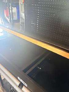 work bench - Photo 3
