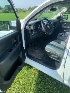 2014 Ram 1500 Quad Cab 4X4 - Photo 7