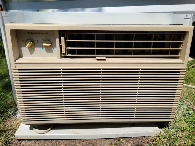 ICE COLD 8,200 BTU  Kenmore Window Air Conditioner
