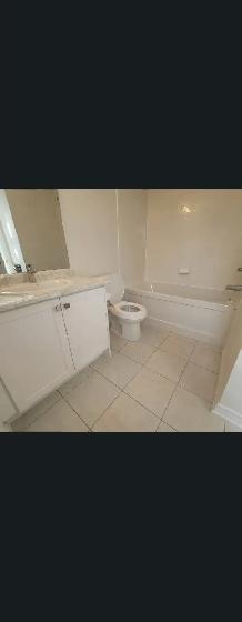 Room for rent(2nd Floor  Private Washroom) - Photo 3