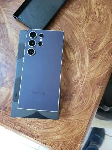 FOR SALE – Samsung Galaxy S24  (256GB)