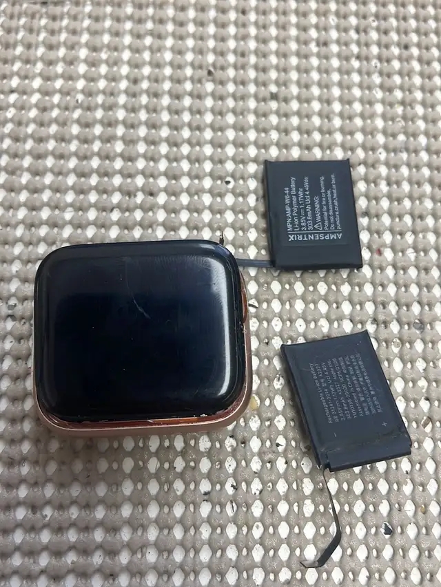 Apple Watch Battery Replacement and screen repair Near Me