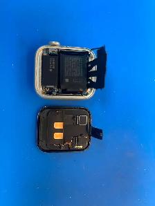 Apple Watch Battery Replacement and screen repair Near Me - Photo 4